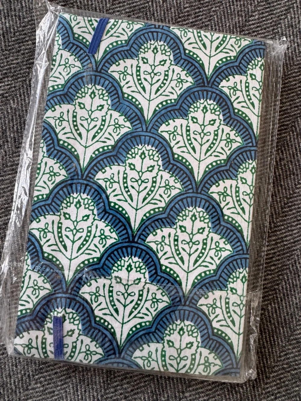 NWT, ROLLER RABBIT, BLUE AMANDA LINED JOURNAL
